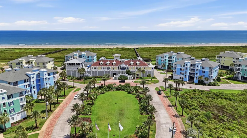 4130 King Rail Circle Galveston, TX 77554