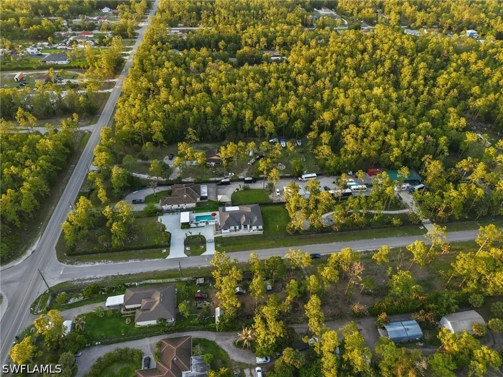 6th Avenue SE Naples, FL 34117