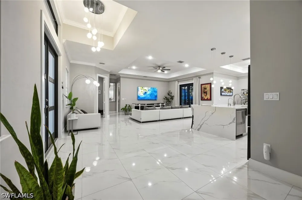 6th Avenue SE Naples, FL 34117