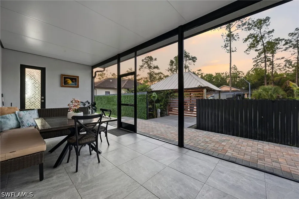 6th Avenue SE Naples, FL 34117