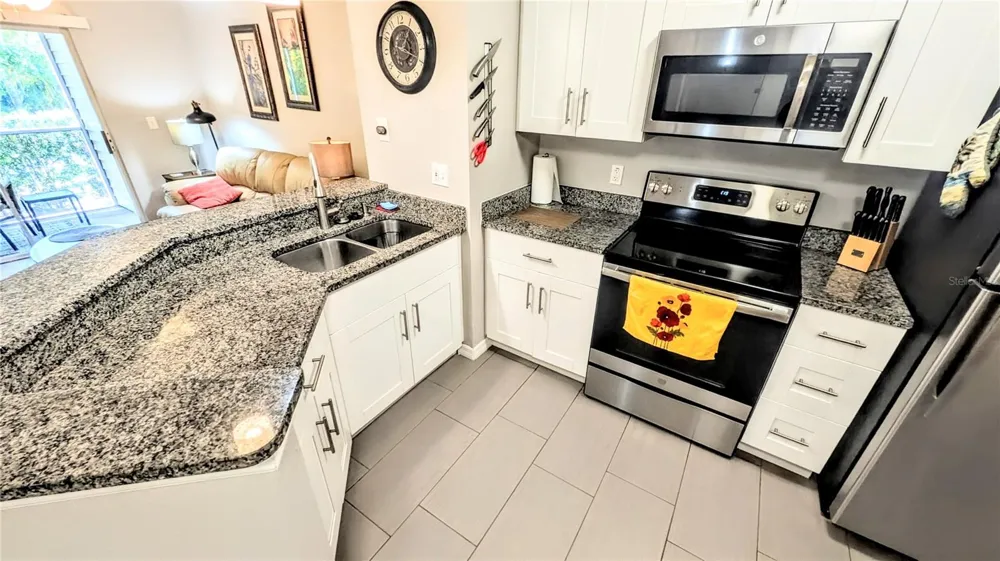 850 S TAMIAMI TRAIL #409 Sarasota, FL 34236