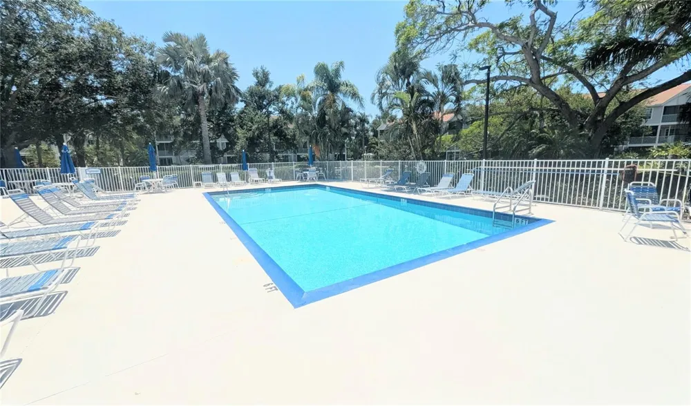 850 S TAMIAMI TRAIL #409 Sarasota, FL 34236