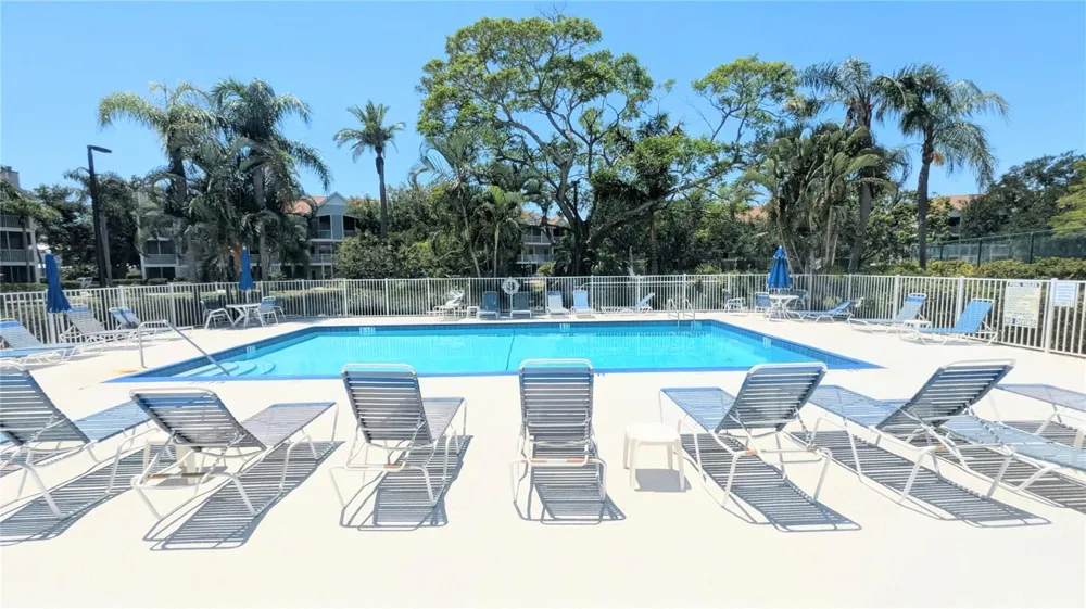 850 S TAMIAMI TRAIL #409 Sarasota, FL 34236