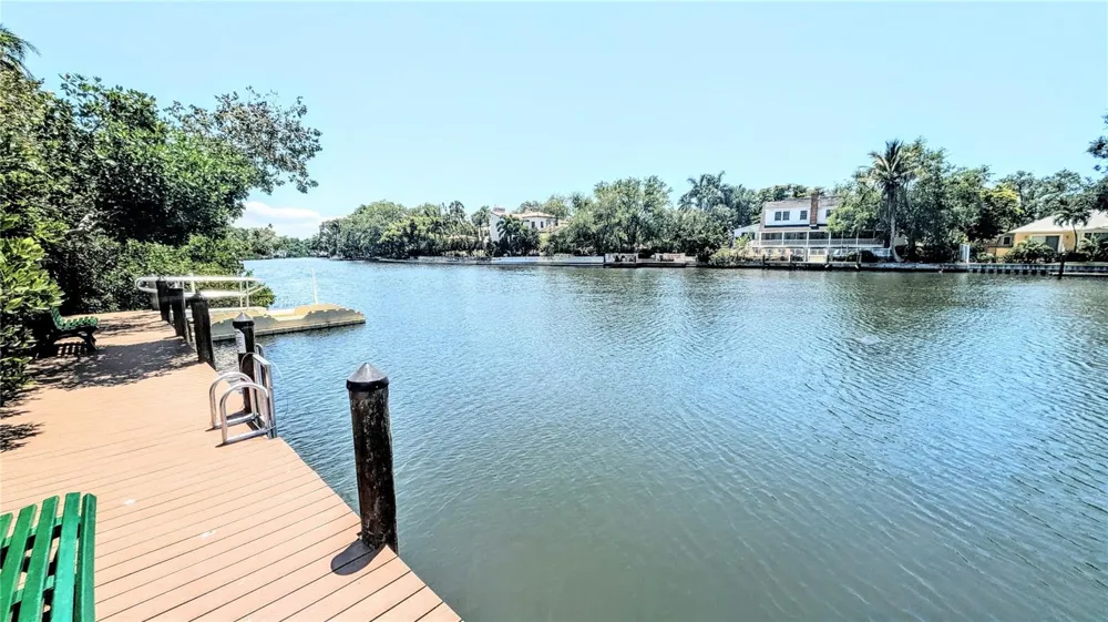 850 S TAMIAMI TRAIL #409 Sarasota, FL 34236