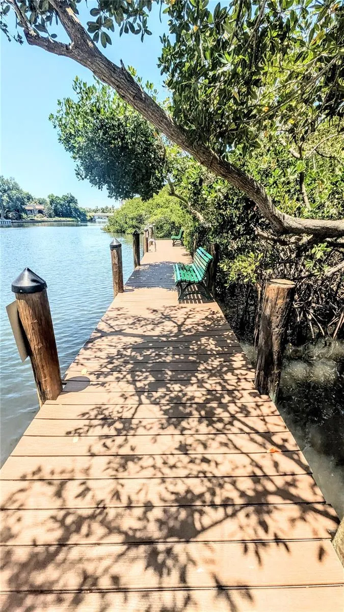 850 S TAMIAMI TRAIL #409 Sarasota, FL 34236