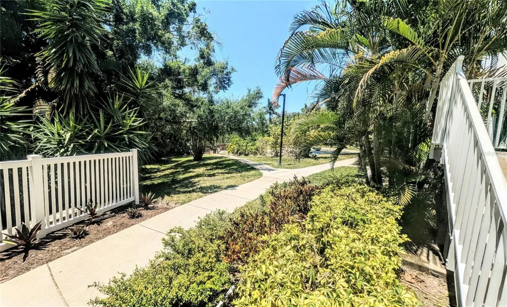 850 S TAMIAMI TRAIL #409 Sarasota, FL 34236