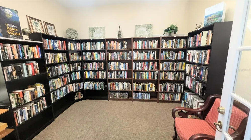 850 S TAMIAMI TRAIL #409 Sarasota, FL 34236