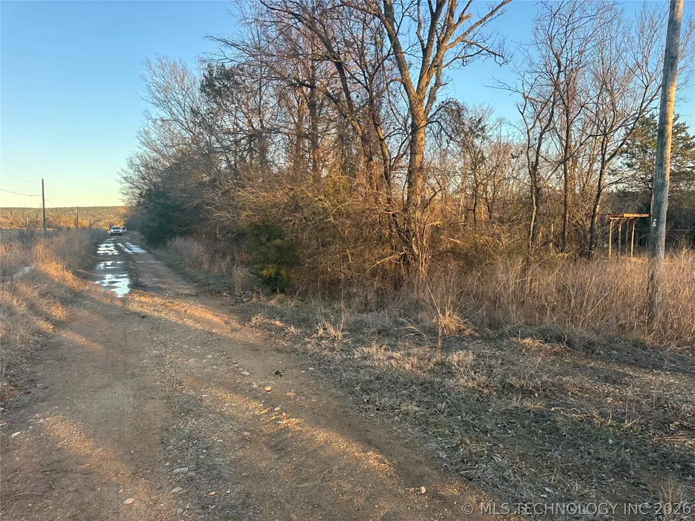 416067 E 1841 ROAD Moyers, OK 74557