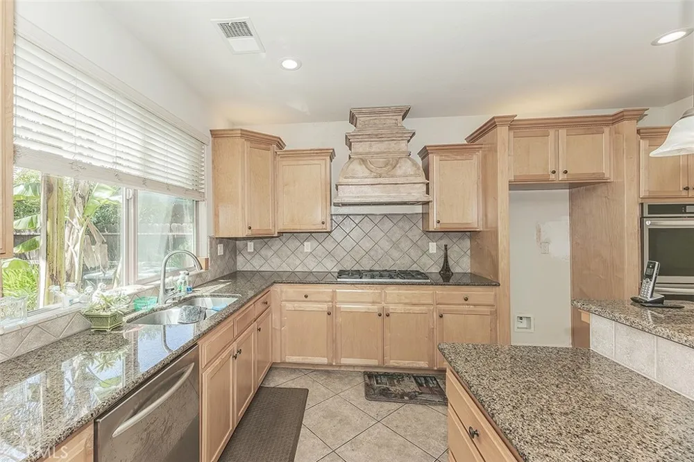 11345 Via Montessori Drive Fresno, CA 93730