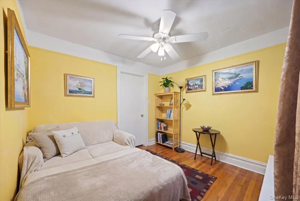 3181 Waterbury Avenue Bronx, NY 10465