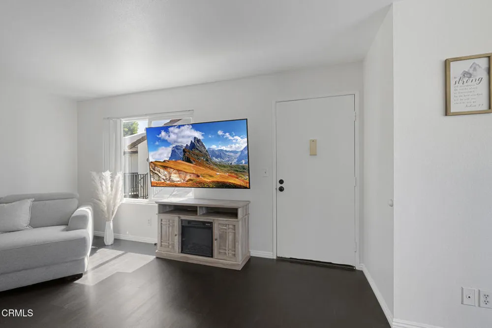 826 Cinnamon Lane Duarte, CA 91010