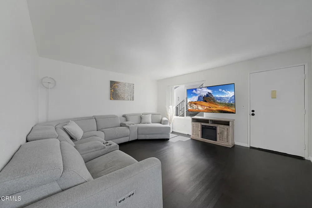 826 Cinnamon Lane Duarte, CA 91010
