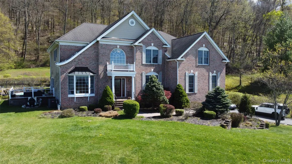 194 Devon Farms Road Stormville, NY 12582