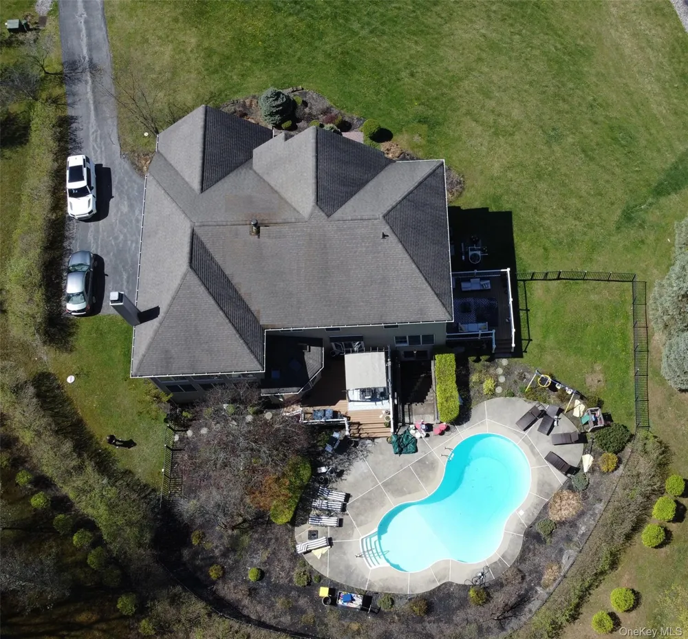 194 Devon Farms Road Stormville, NY 12582