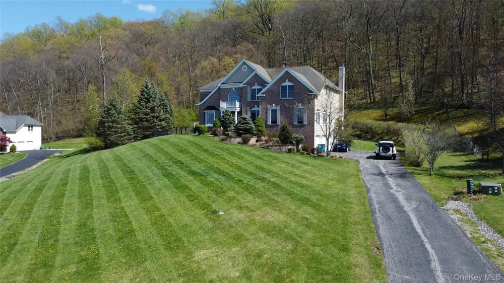 194 Devon Farms Road Stormville, NY 12582