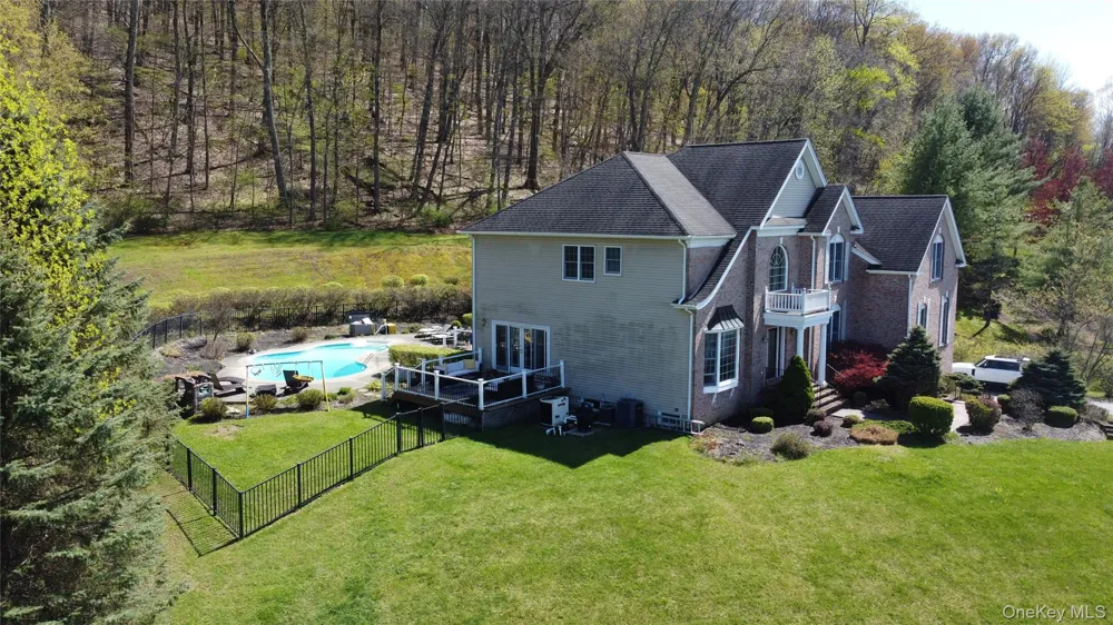 194 Devon Farms Road Stormville, NY 12582