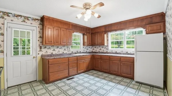 91 Golden Rd Lynchburg, TN 37352