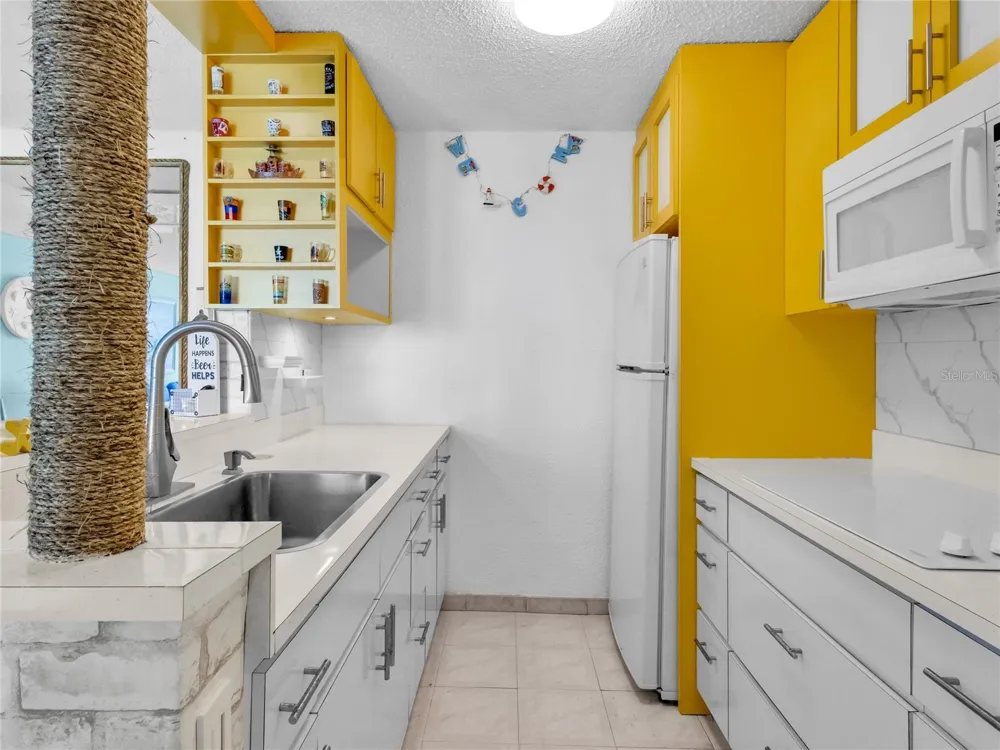 CONDOMINIO SANDY HILLS W #19B Luquillo, PR 00773