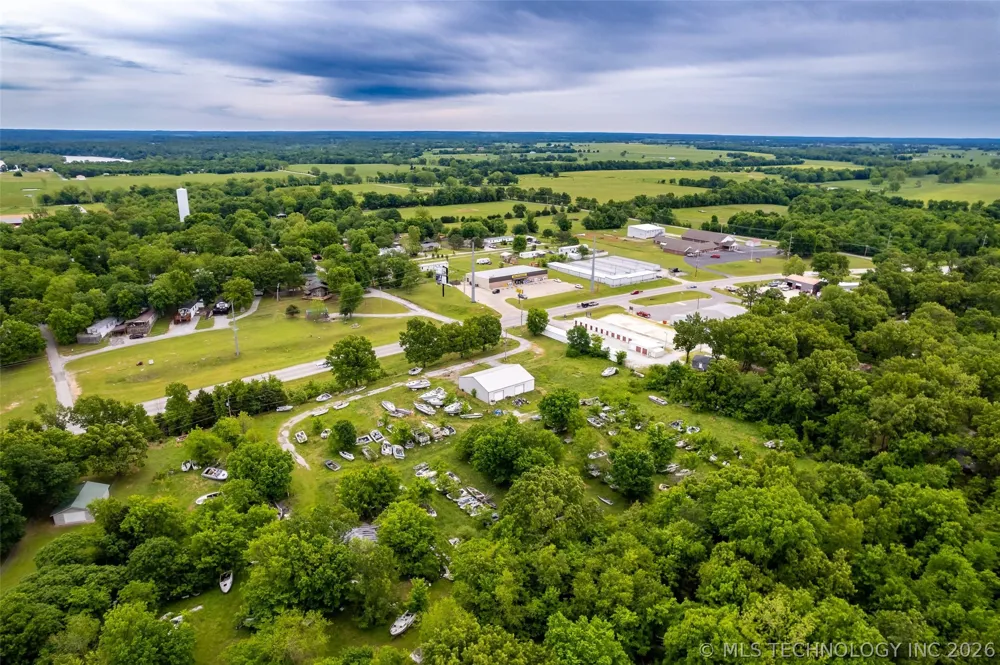 25801 S 655 ROAD Grove, OK 74344