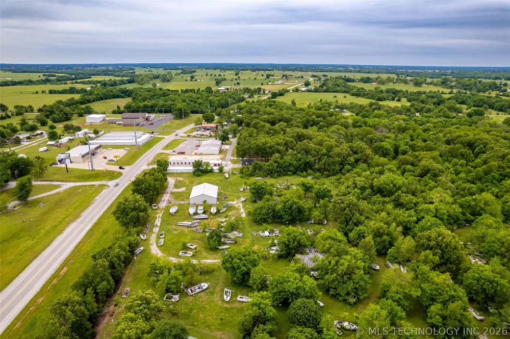 25801 S 655 ROAD Grove, OK 74344