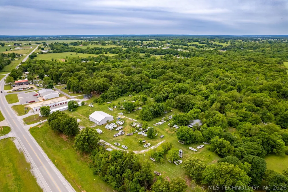 25801 S 655 ROAD Grove, OK 74344