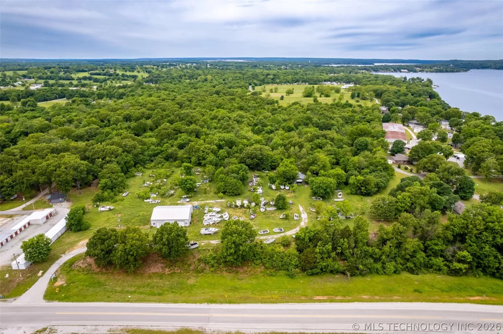 25801 S 655 ROAD Grove, OK 74344