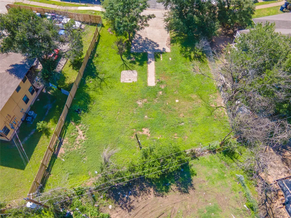 8304 Garcreek Circle Austin, TX 78724