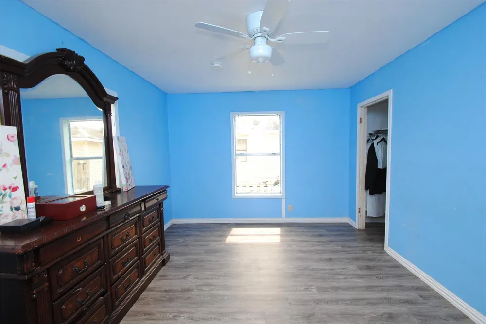 1231 W 7th Street Freeport, TX 77541