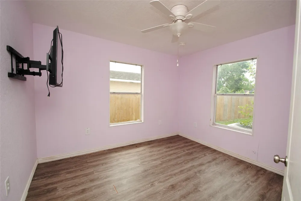 1231 W 7th Street Freeport, TX 77541