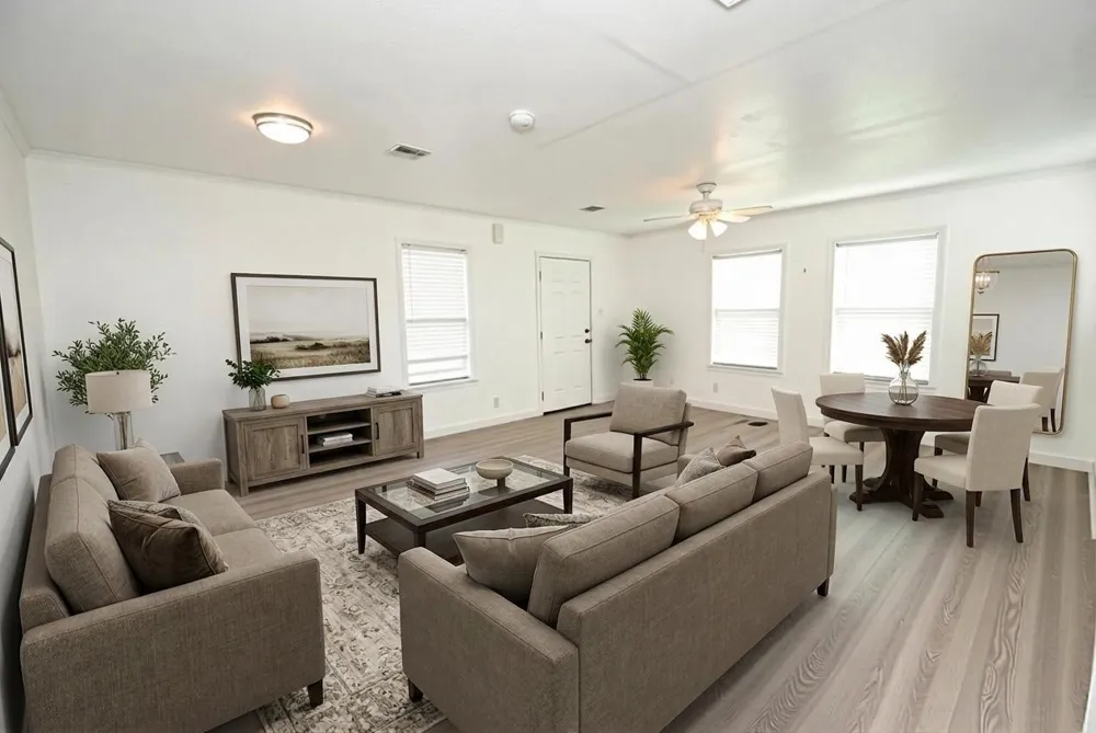 1231 W 7th Street Freeport, TX 77541