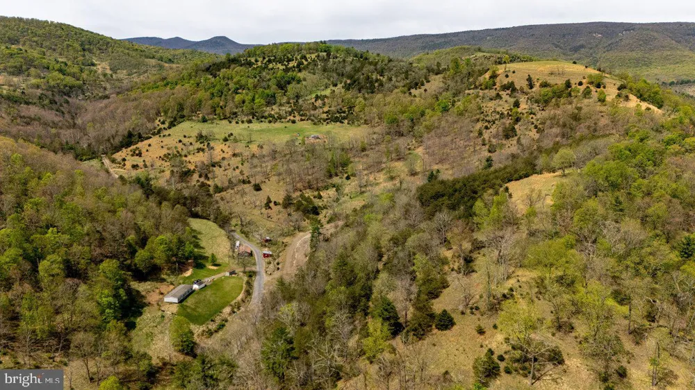 24 STRAUTER ROAD Franklin, WV 26807