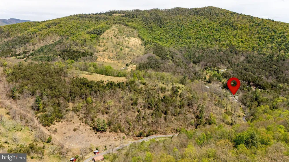 24 STRAUTER ROAD Franklin, WV 26807