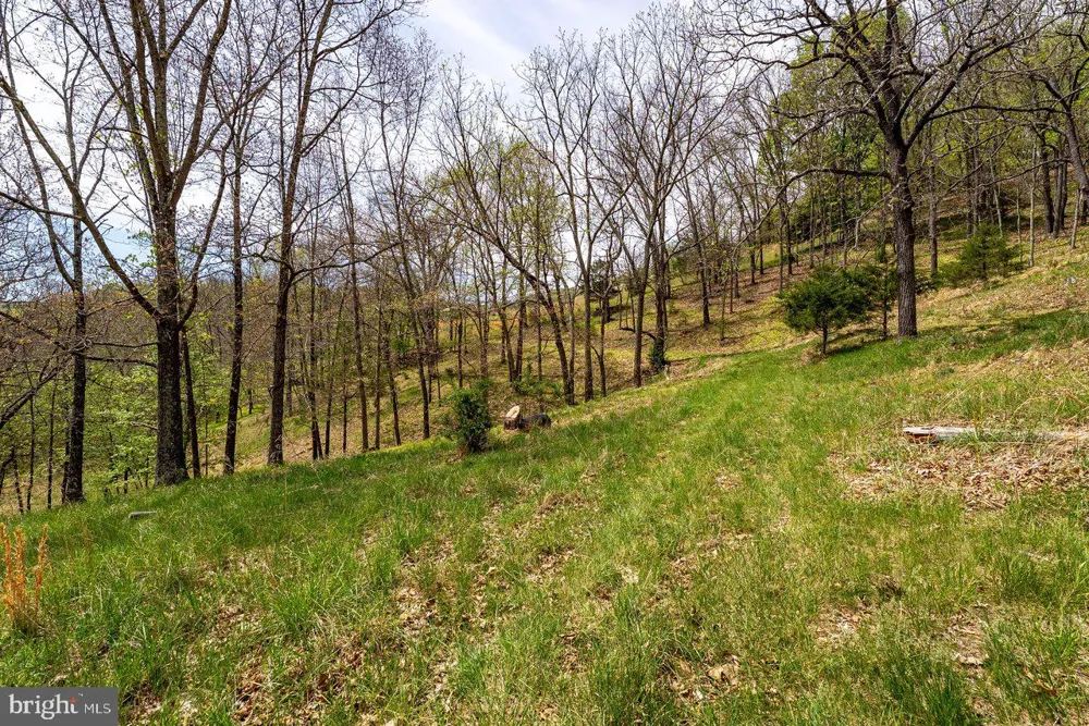 24 STRAUTER ROAD Franklin, WV 26807