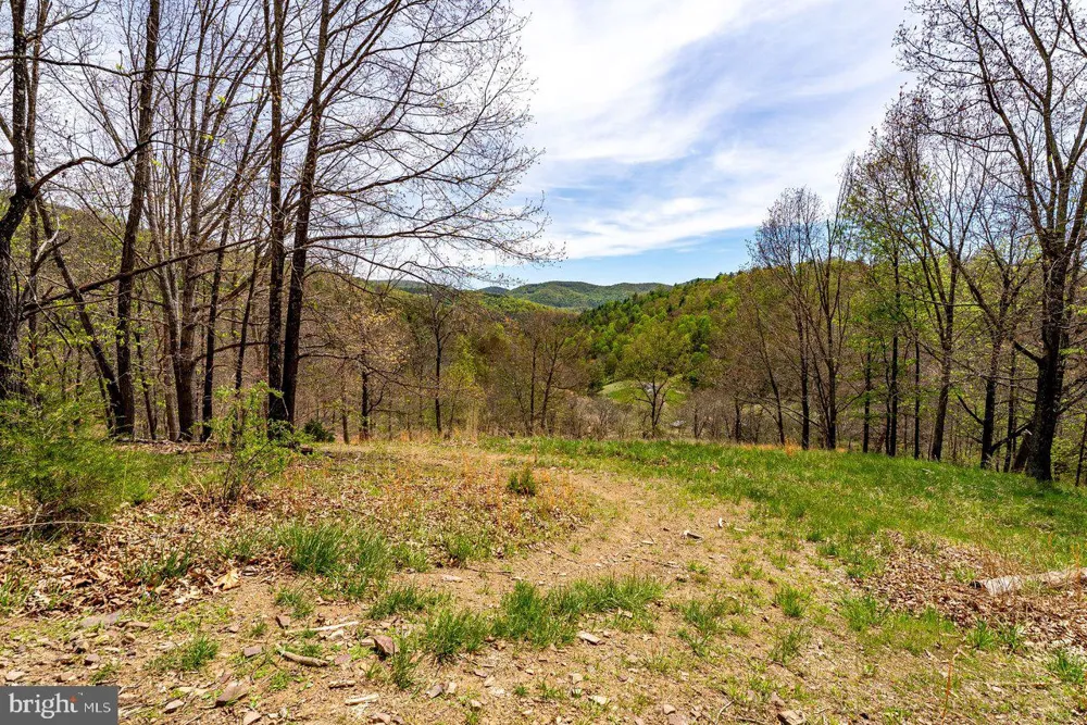 24 STRAUTER ROAD Franklin, WV 26807