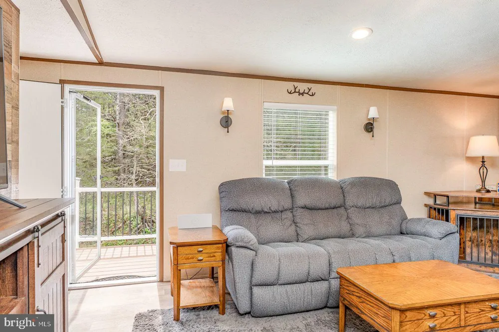 24 STRAUTER ROAD Franklin, WV 26807
