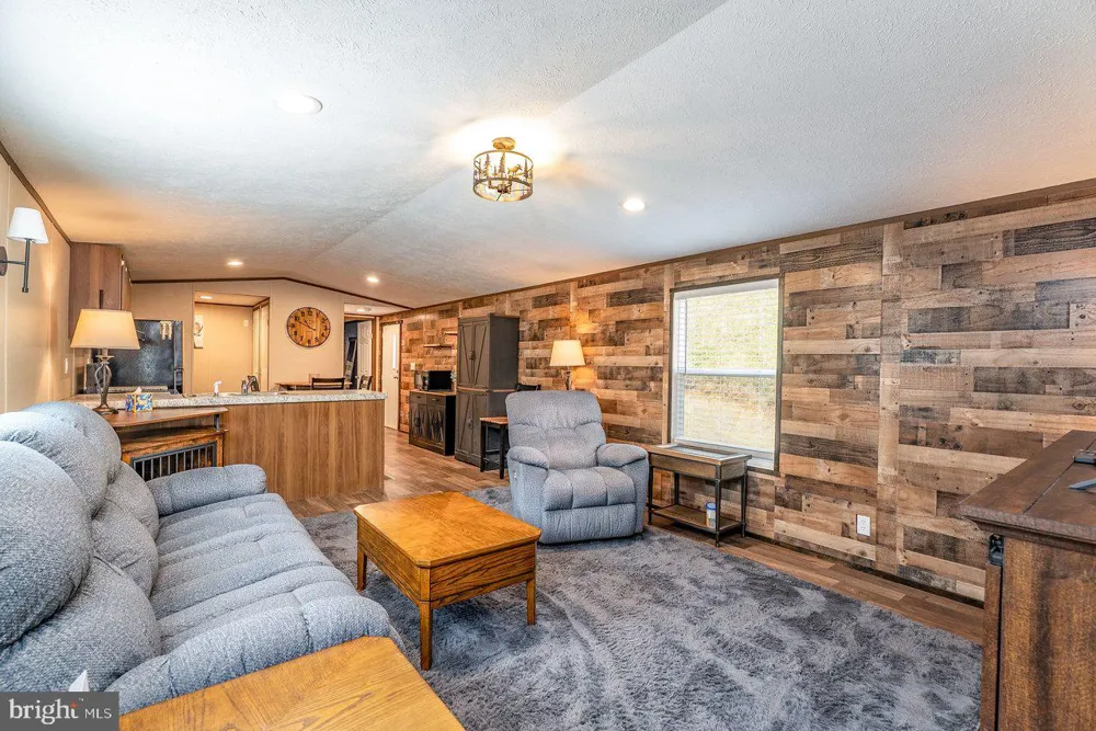 24 STRAUTER ROAD Franklin, WV 26807