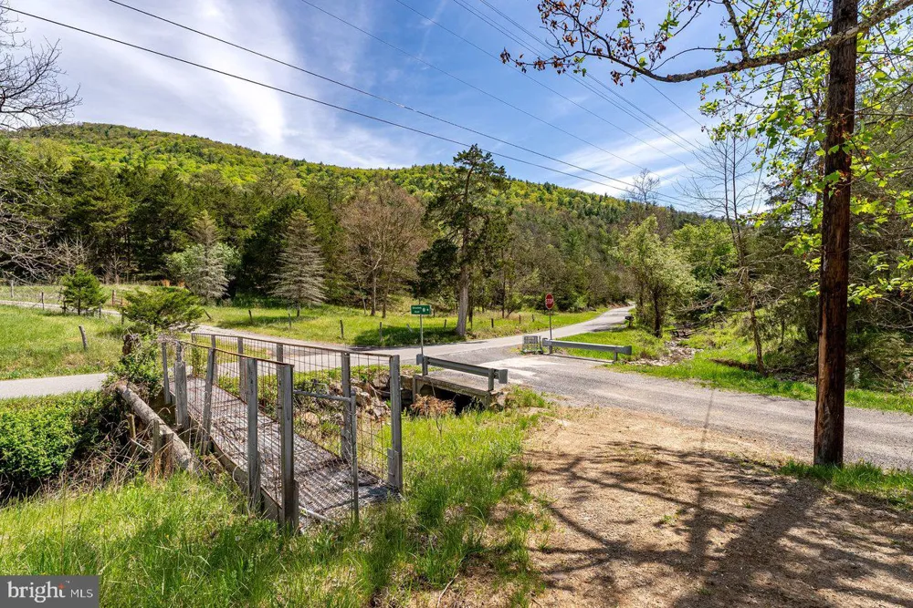 24 STRAUTER ROAD Franklin, WV 26807