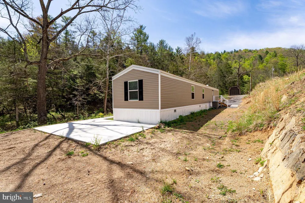24 STRAUTER ROAD Franklin, WV 26807