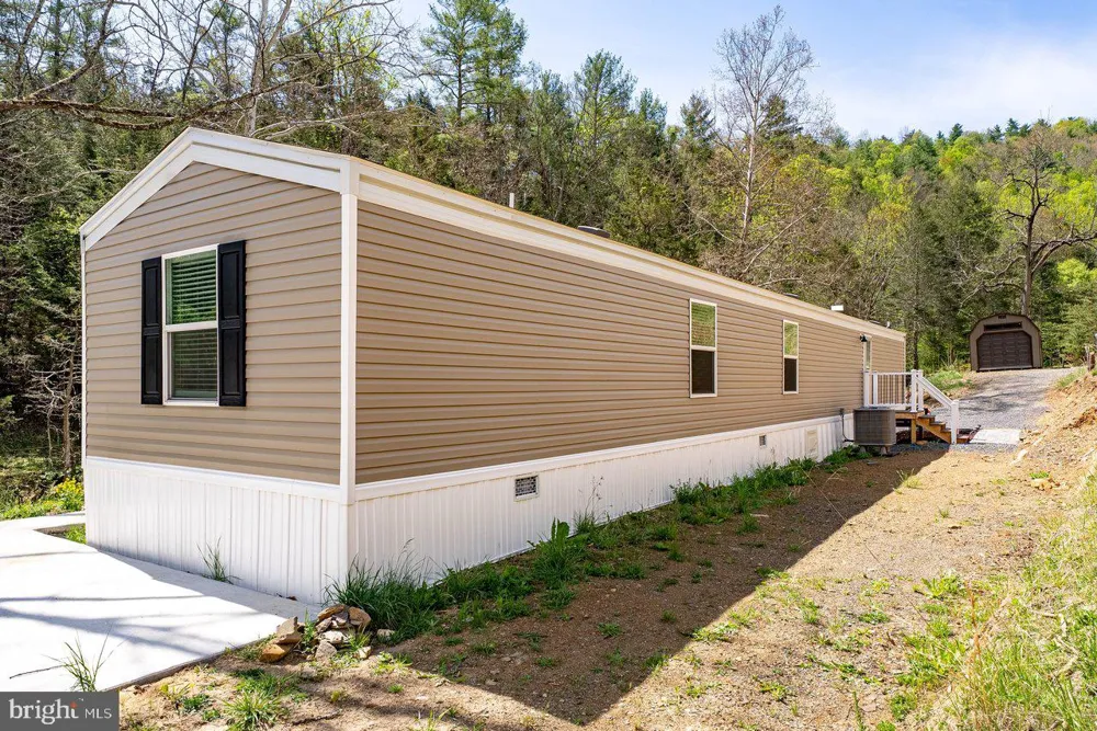 24 STRAUTER ROAD Franklin, WV 26807