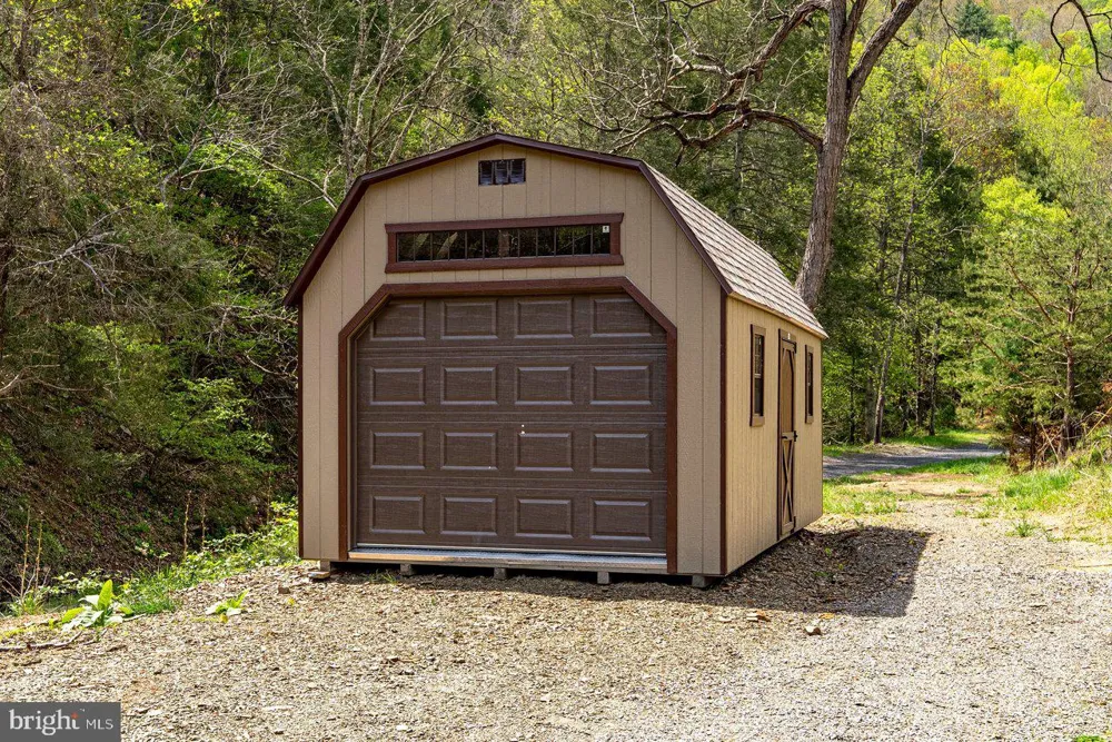 24 STRAUTER ROAD Franklin, WV 26807