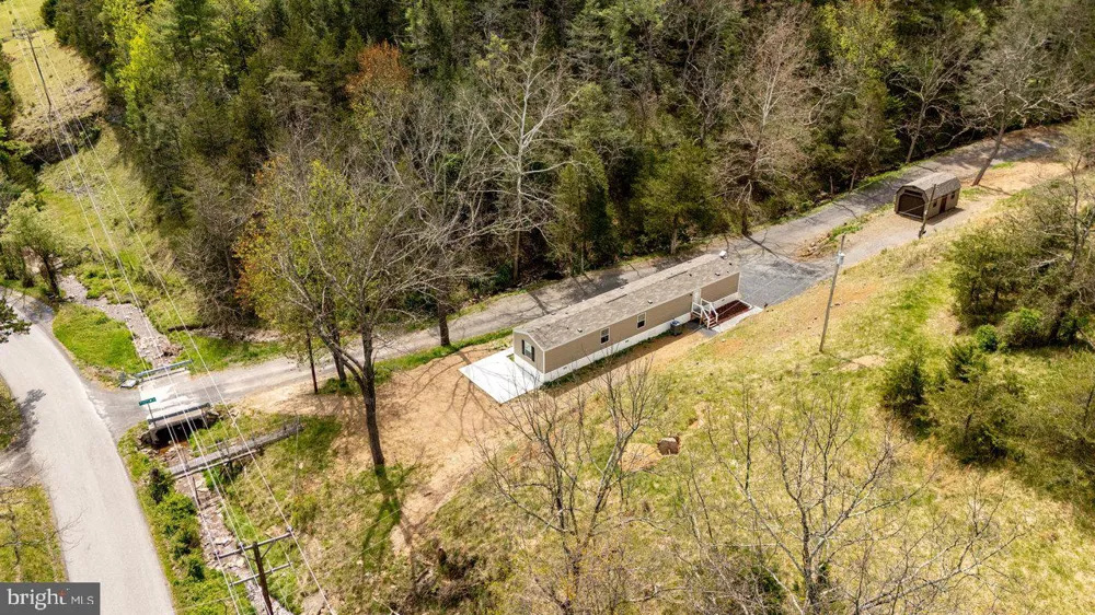 24 STRAUTER ROAD Franklin, WV 26807