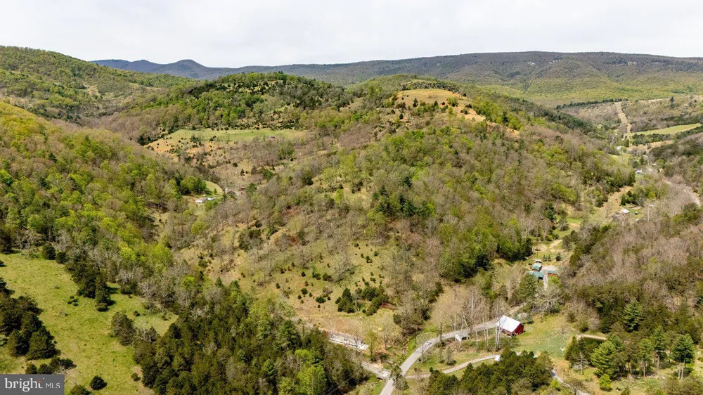 24 STRAUTER ROAD Franklin, WV 26807