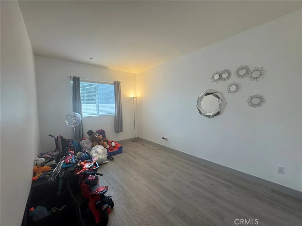11742 Connell Riverside, CA 92505