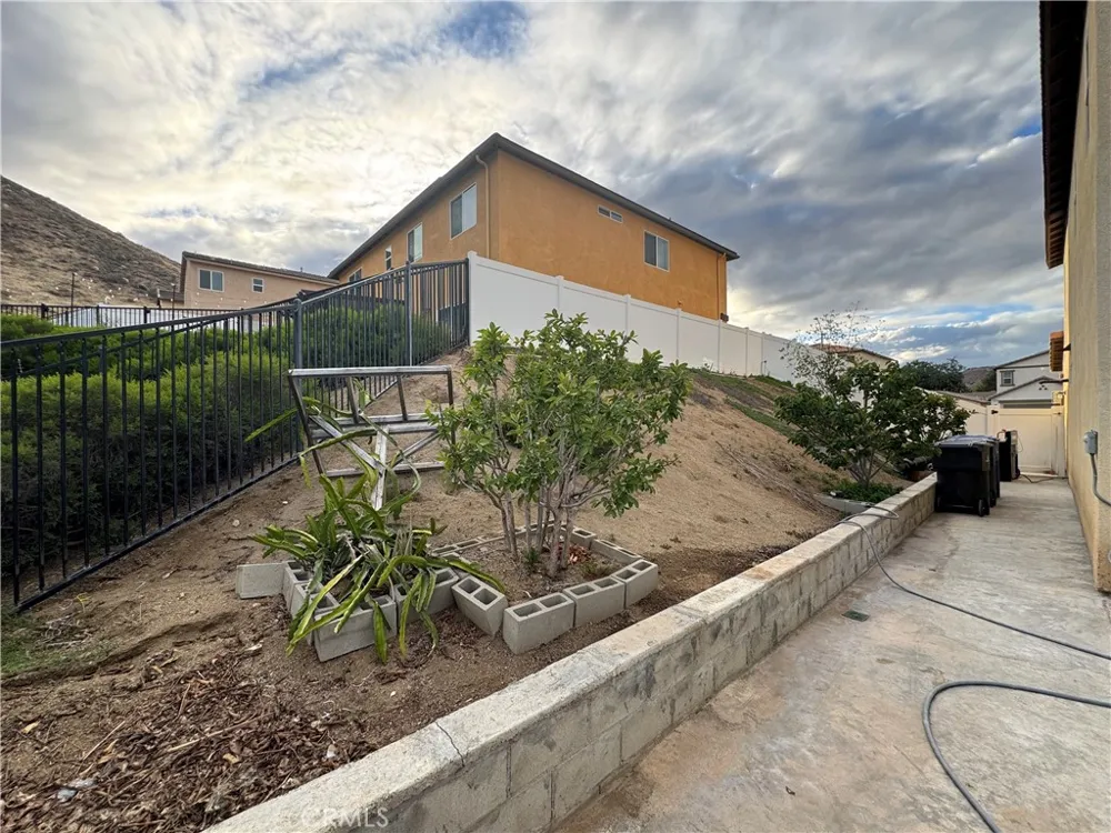11742 Connell Riverside, CA 92505