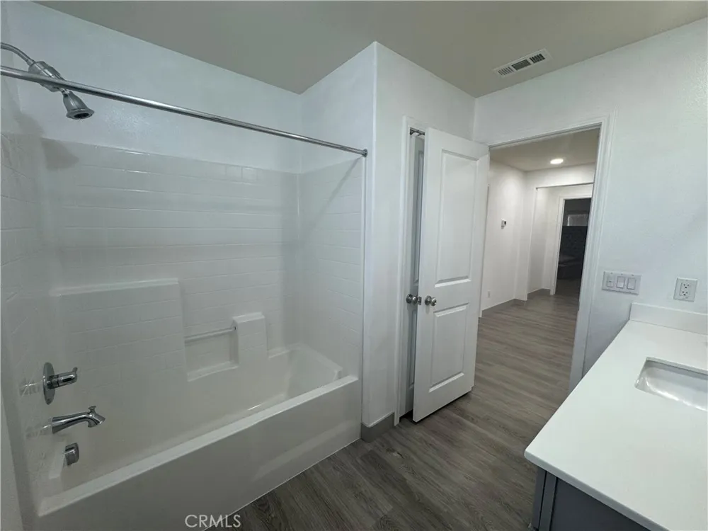 11742 Connell Riverside, CA 92505