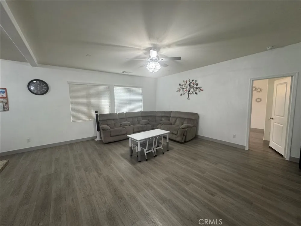 11742 Connell Riverside, CA 92505