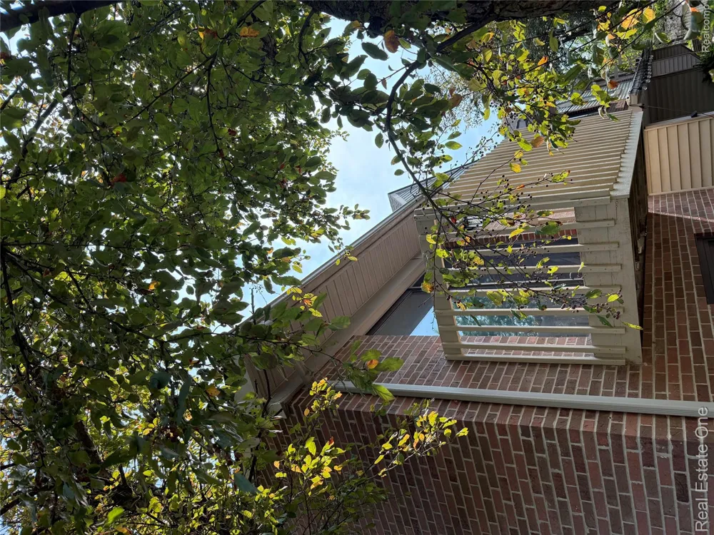 403 Water Tower Circle #92 Brighton City, MI 48116