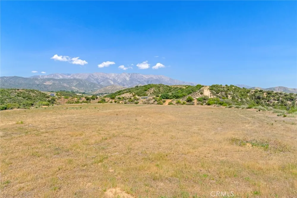 39513 Eastview Yucaipa, CA 92399