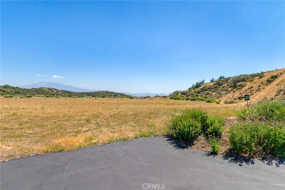 39513 Eastview Yucaipa, CA 92399