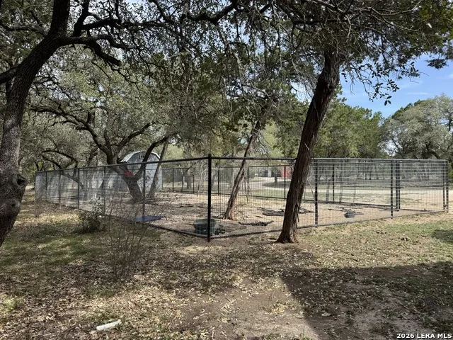 620 Lake Forest Pipe Creek, TX 78063